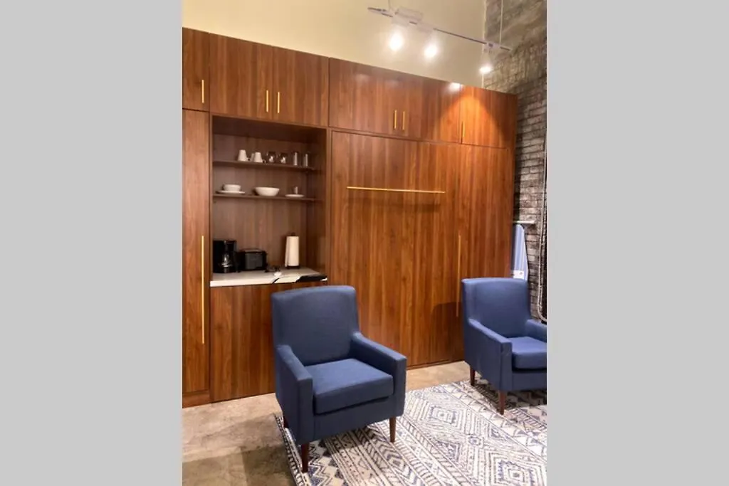 3E-Cozy! Micro Apartment Minutes From Shadyside, Sleeps 1 Pittsburgh